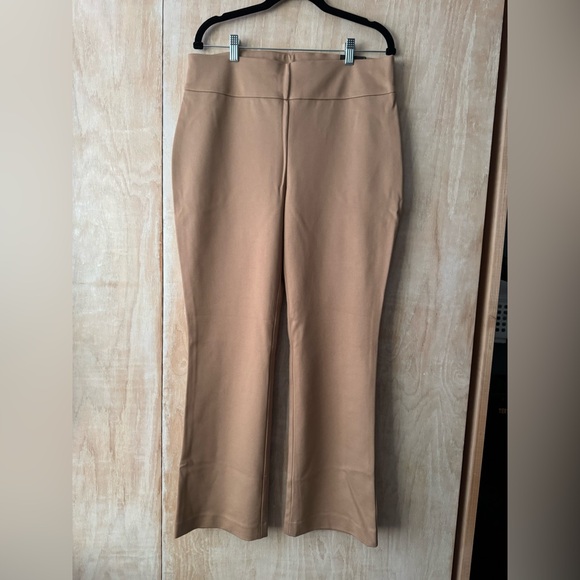 Express L NWT Columnist Boot High Rise Luxe Comfort Knit - Picture 2 of 8